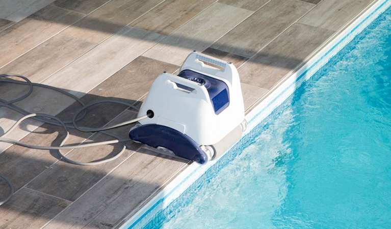 Le cycle de nettoyage de son robot piscine : bien le choisir 